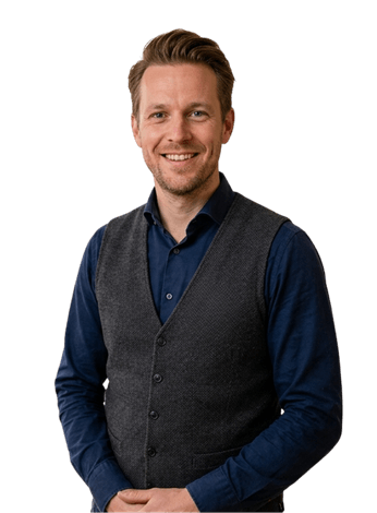 Parket specialist Parket&Zo op locatie – advies en offerte aan huis Vertegenwoordiger van Parket&Zo bij klant voor parket schuren en vloeradvies